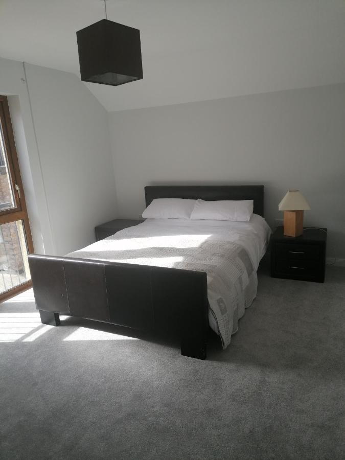 4 Clifden Court Apartment Exterior foto